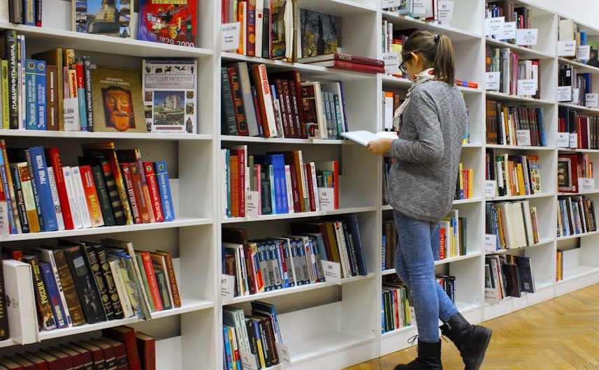 Продажа дипломов и аттестатов в Спирово